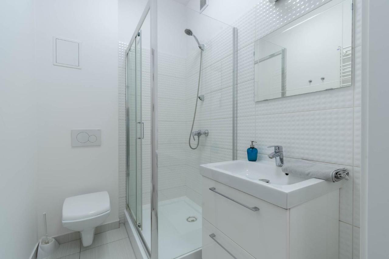 Blue Apartment Browar Central ポズナン エクステリア 写真